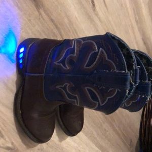 Roper little kids size 9 light up boots.